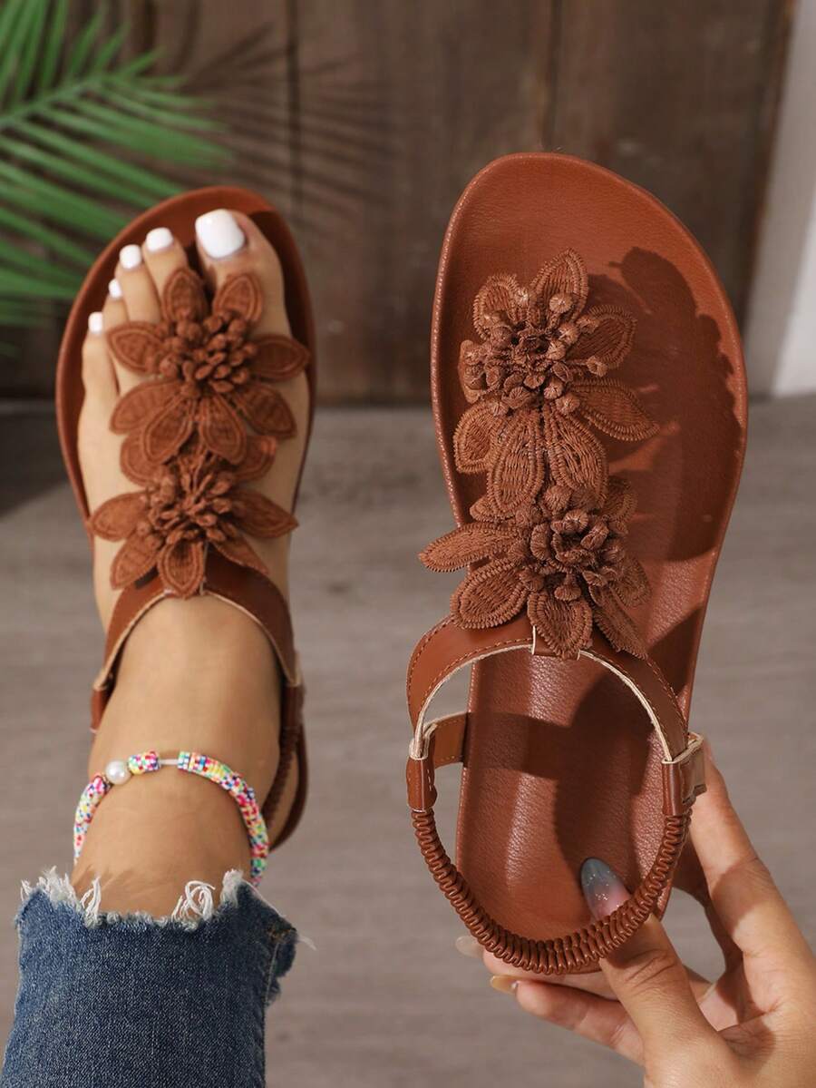 Floréa | Orthopedic Sandals with Applied Flowers
