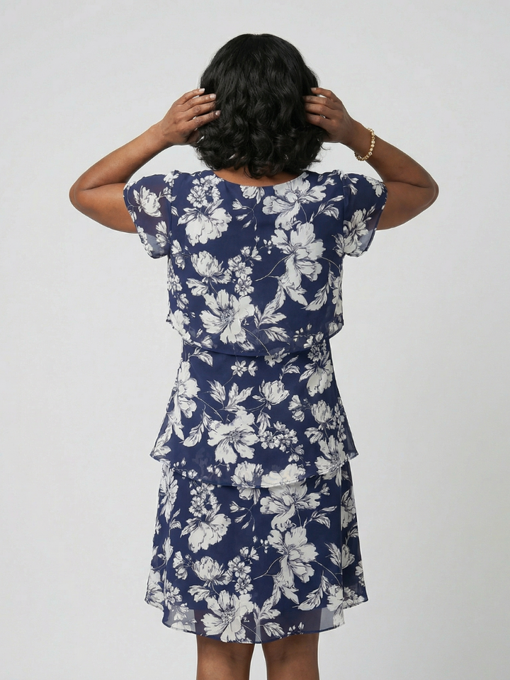 Thea | Delicate floral knee-length dress