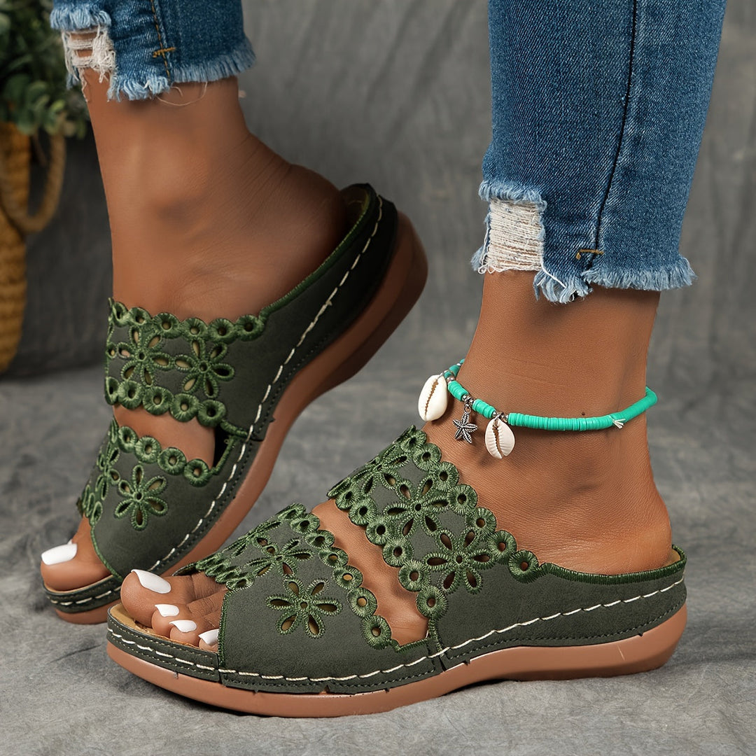 Levi | Refreshing Slippers