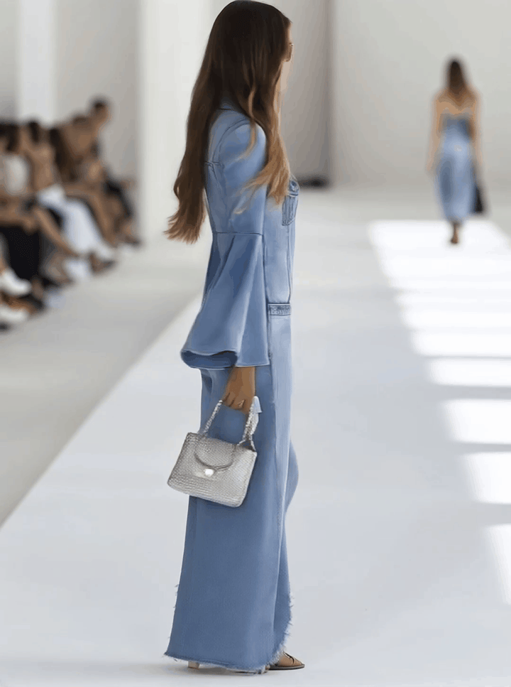 Casual retro light blue denim wide-leg jumpsuit with long sleeves and raw edges