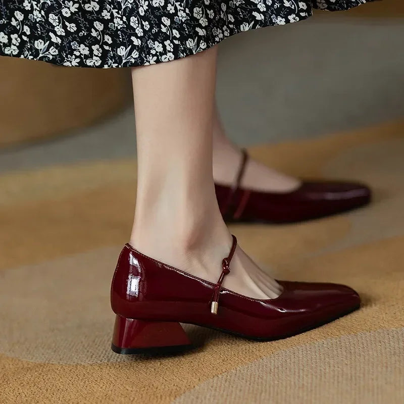 Mary Jane Shoes with Square Toe