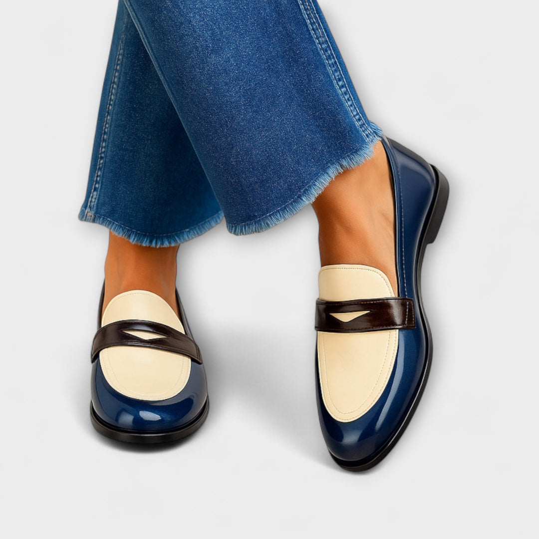 Rosalie™ | Moccasins with Contrasting Details