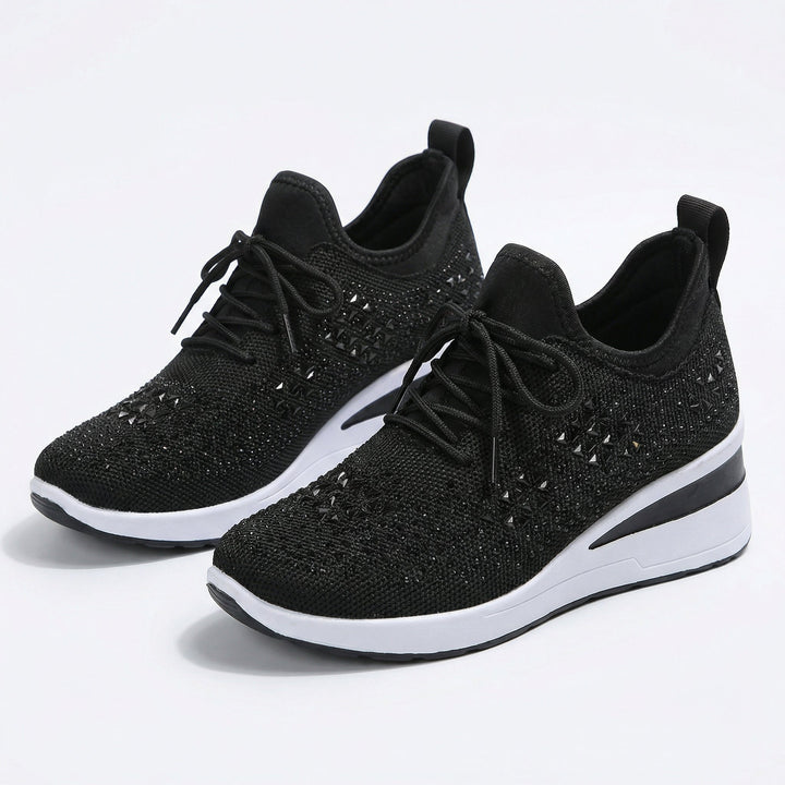 Comfortable orthopedic shoes with support
