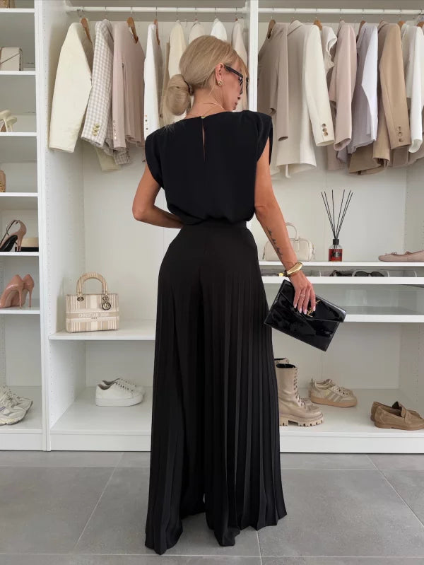 Evelyn | Elegant 2-Piece Set | Flowing Top and Pleated Trousers