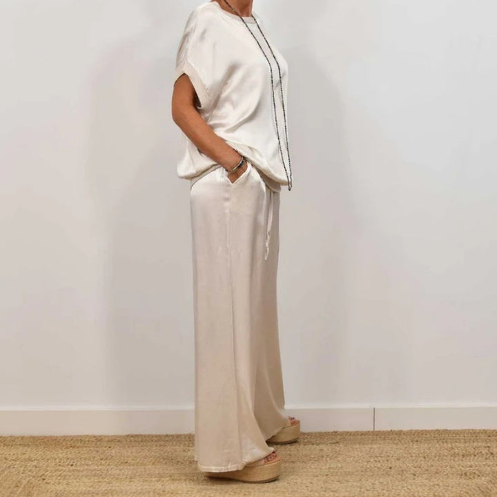 Rita | Elegant Two-Piece Set | Flowing Blouse and Wide-Leg Pants